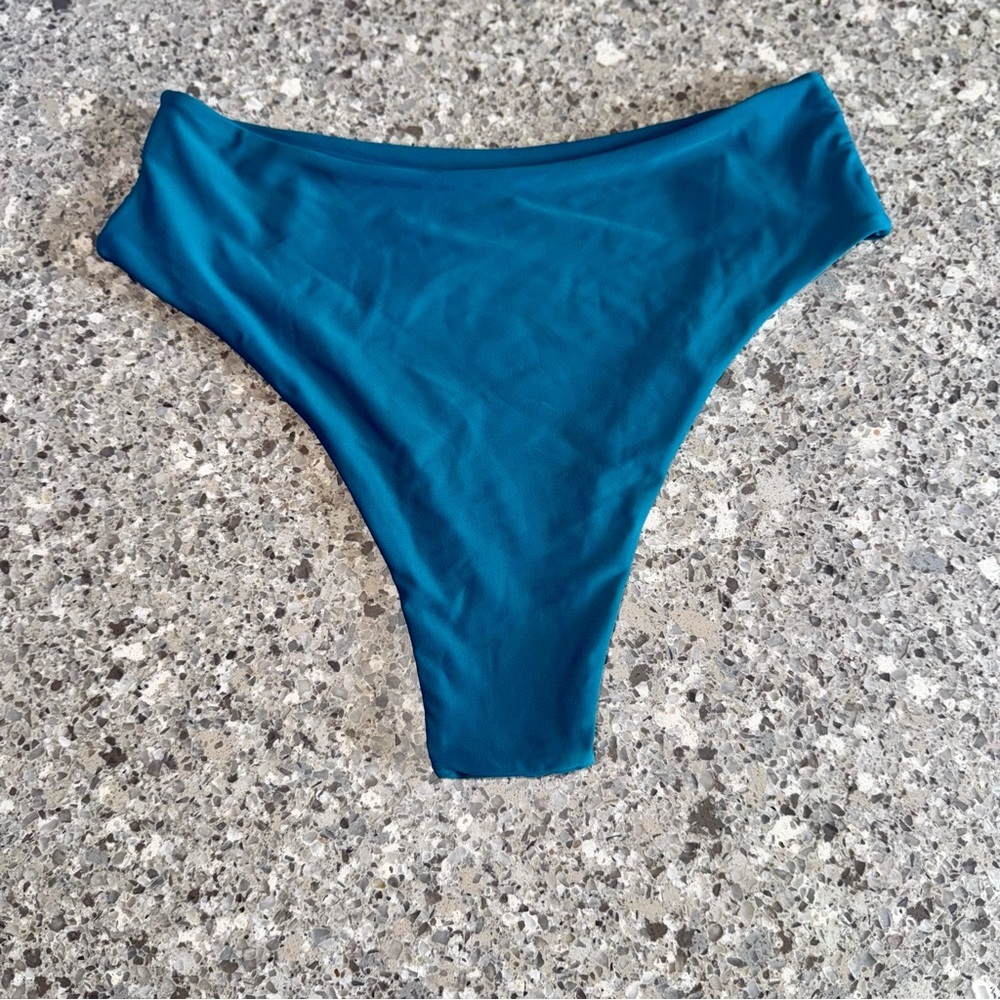 Zaful l Teal Women's Swim Bottom l Size: M